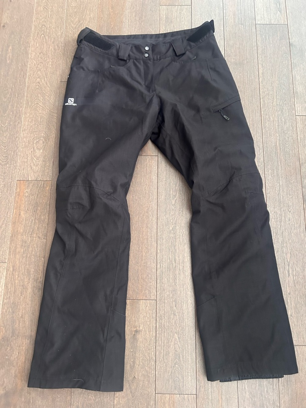 Salomon women’s Black Ski Pants size large‎